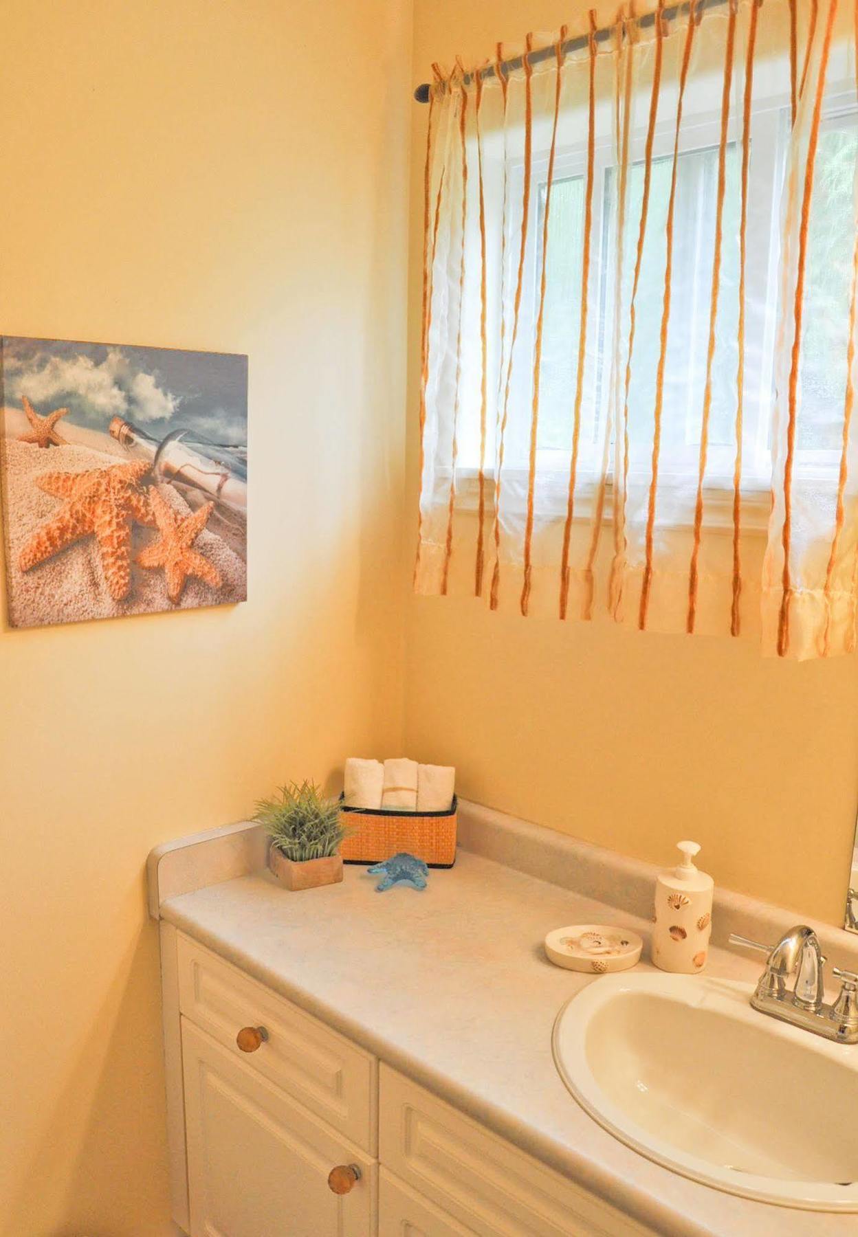 Wild Pacific Guest Suites Ucluelet Buitenkant foto